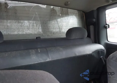 2002 Chevrolet Silverado 1500 Ls z USA, uszkodzony, nr VIN 2GCEK19T321222512